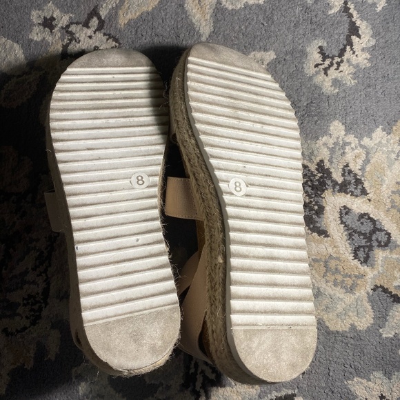 Francesca's Elastic Sandals - Picture 5 of 5